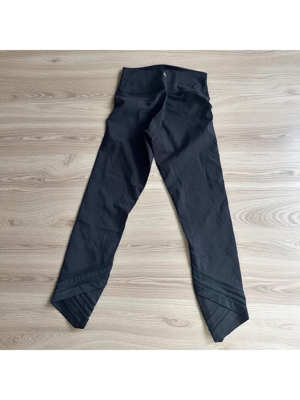 LULULEMON Black Cropped Panel Leggings Size 6